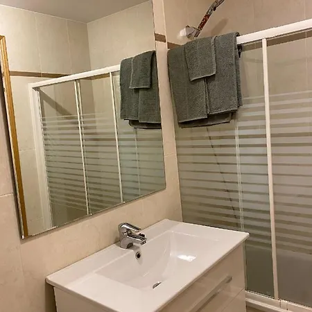 La Serna Apartment *
